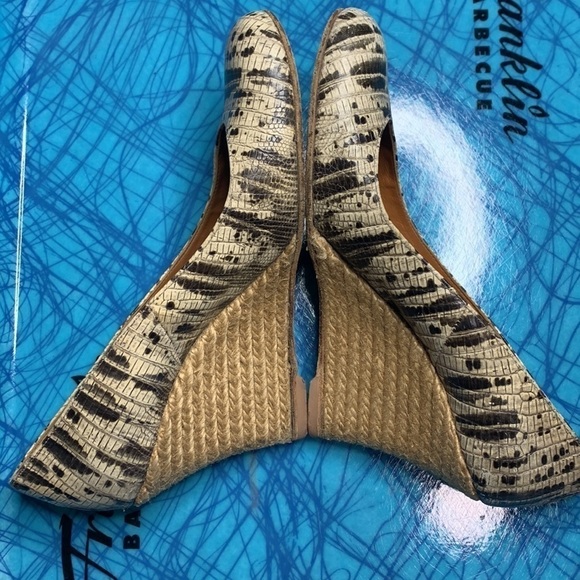 Lanvin black and cream snake skin wedges size 38 - Picture 6 of 10